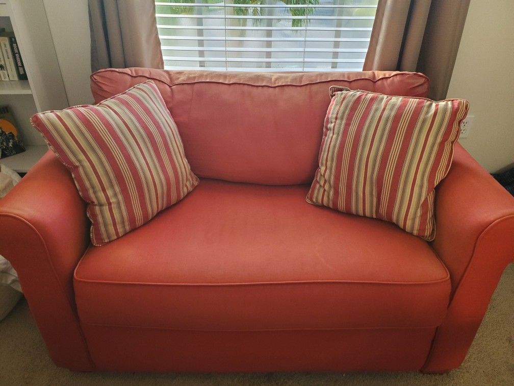 Mini Pull Up Sofa