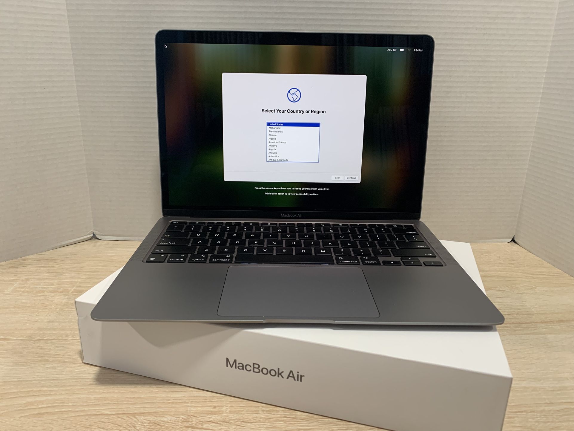 $380, Apple Care+ July 2026, M1/8GB/256GB, 13" MacBook Air 13” (2020), Exceptional Value!