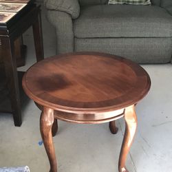 End side table mahogany