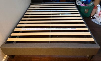 Queen Size Bed Frame (Grey)
