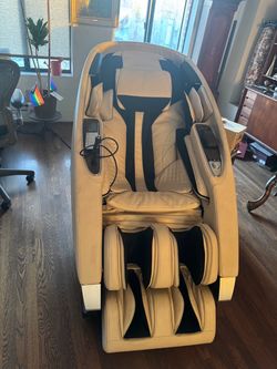 Luxury massage chair, human touch super novo
