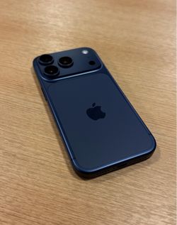 iPhone 17 Pro Max unlocked