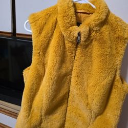Barbara Lebek Faux Fur Vest