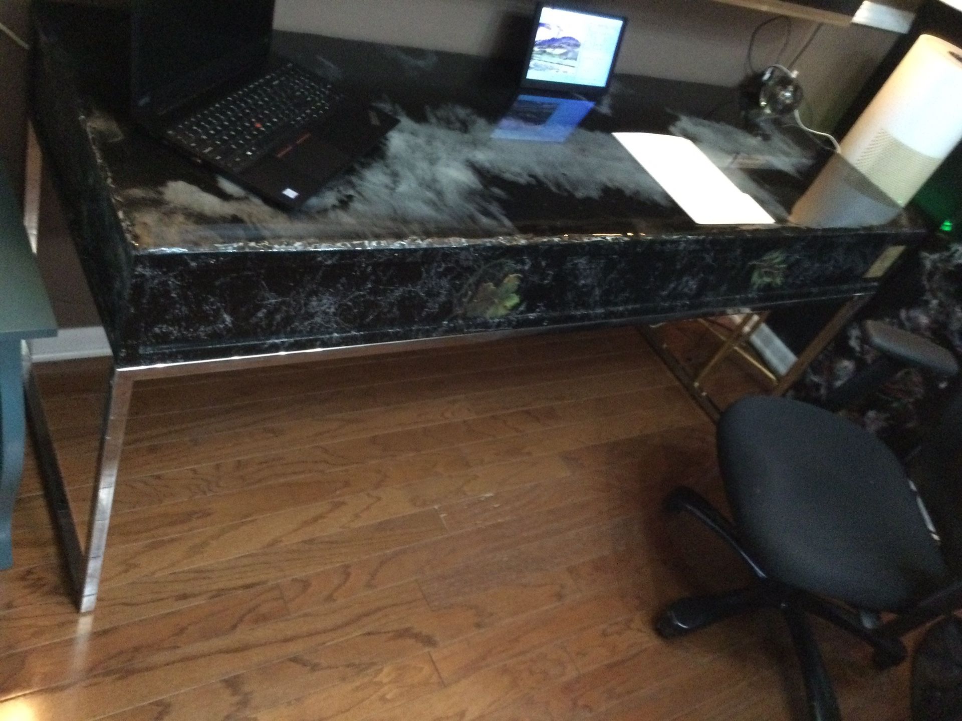 EXCELLENT FOR HOLIDAY BUFFET TABLE GRANITE LOOK CHROME TABLE OR DESK..MADE WITH EPOXY. ROCK LOOK EDGES….GLOSSY BLACK WITH GRAY DESIGN…72X24X32H