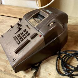 Vintage Victor Automatic Calculator (Model 73 85 54)