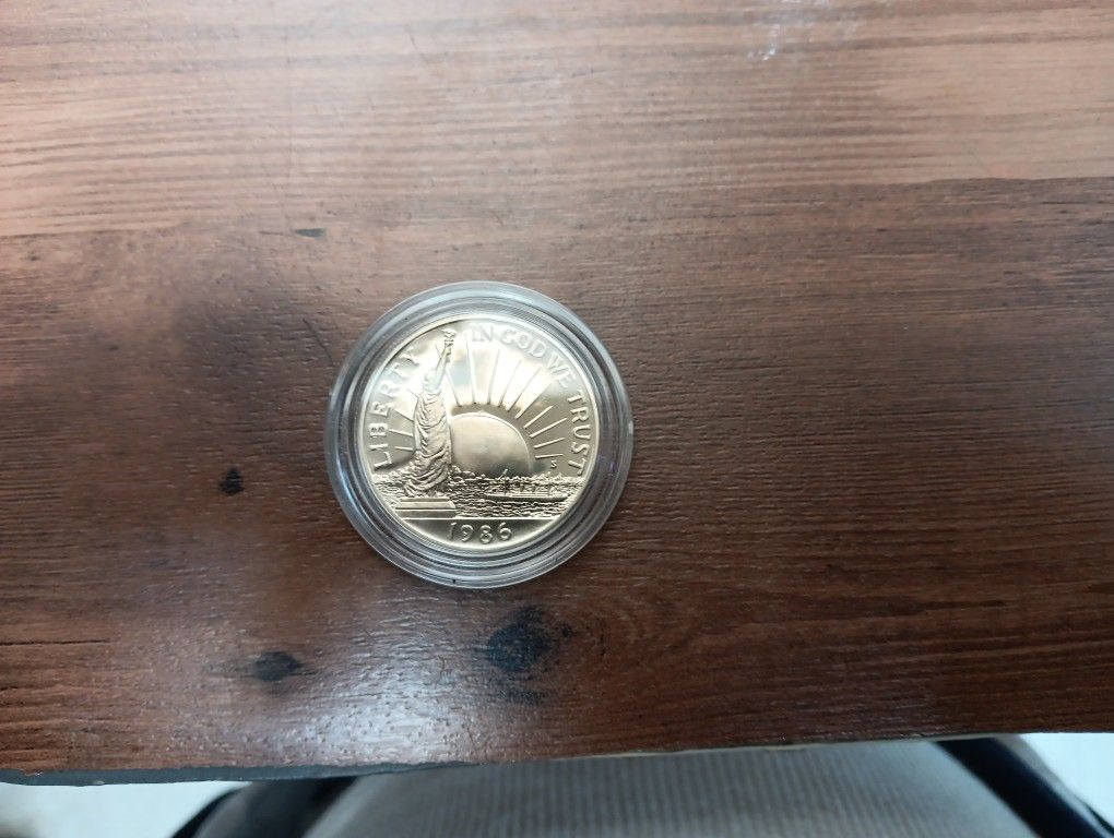 1986 Mint Half Dollar