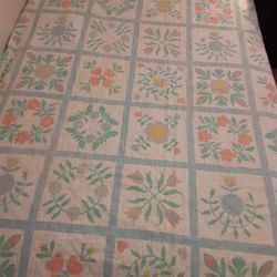 Pretty Pink & Green Printed Twirling Hearts & Flowers w/Sashing Twin Size  Quilt

