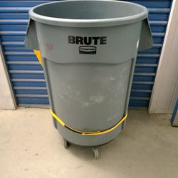 Trash can for sale $ 90