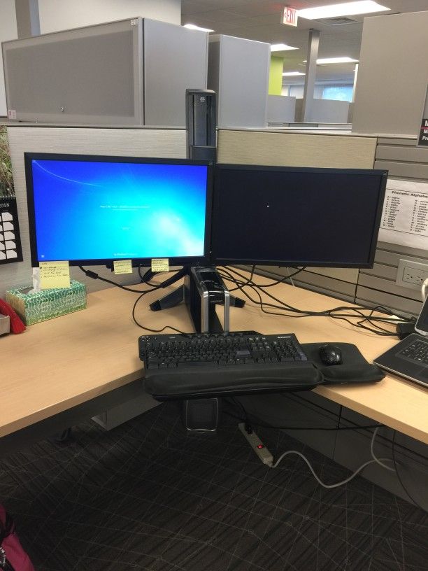 Sit to Stand Desk station