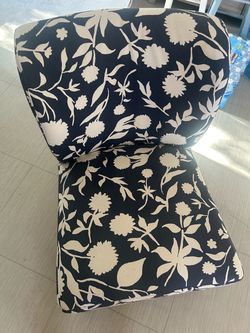Single chair