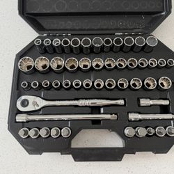 Husky 52 Piece Mechanics Tool Set 1/2” Drive
