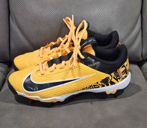 Nike Vapor Edge Shark 2 Big Kids Orange Football/Baseball Cleats 3.5 Y