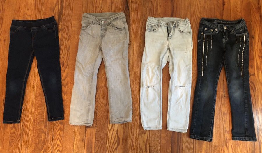 Lot of girl 5t and 6 jeans