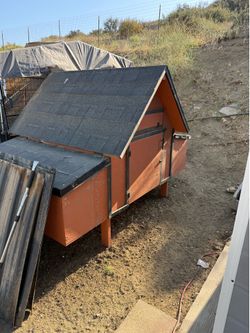 Custom chicken coop and Run