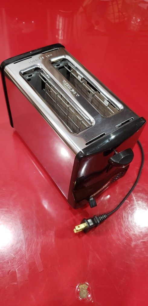 TOASTER by proctor silex, 2-slice Toaster In Excellent Clean Condition 