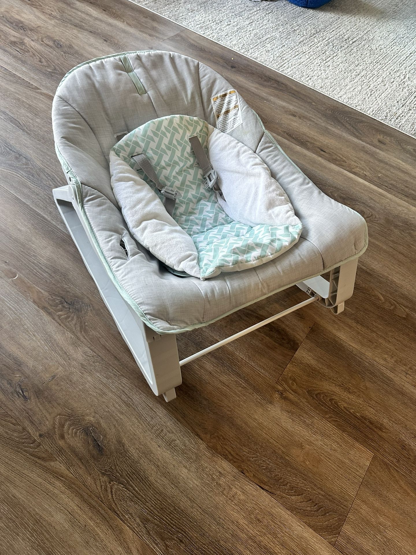 Baby Rocker / Infant Bouncer Seat