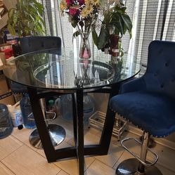 Kitchen Table And Chairs