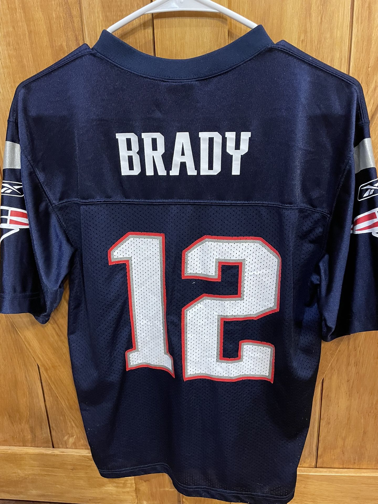 Patriots Jersey Size Y-Large (fits Adult Small)