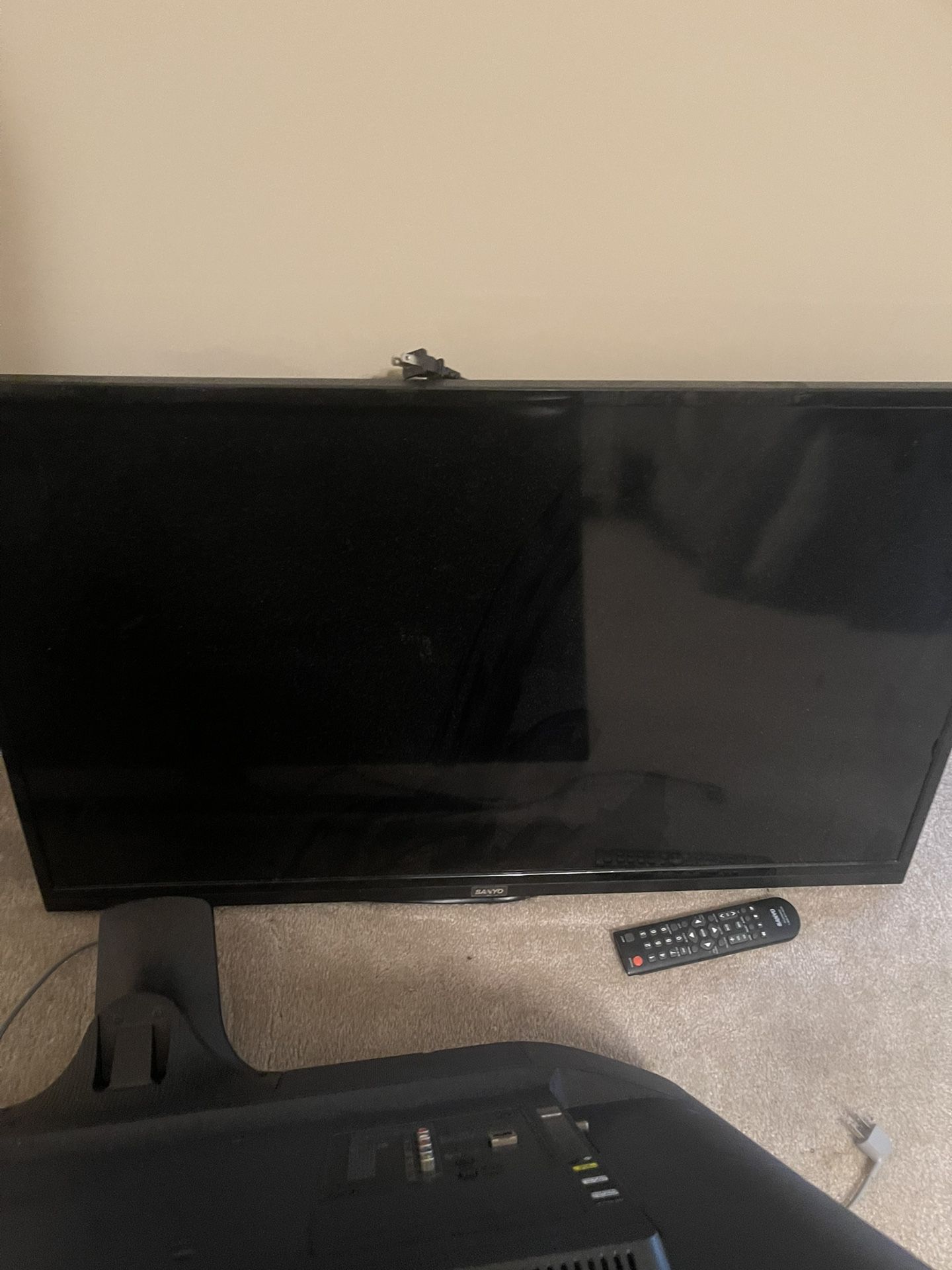 40 Inch Sanyo Tv With Remote 