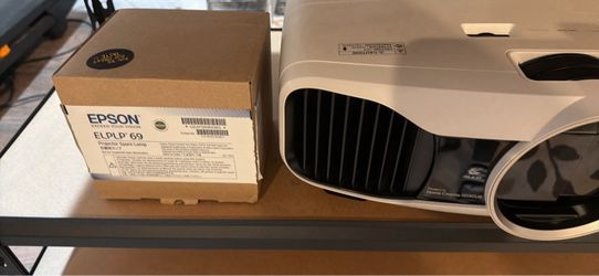 Epson Home Theater Projector + Original Epson Spare Lamp