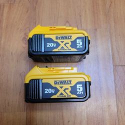 2...DEWALT  20V XR 5AH BATTERYS LIKE NEW 