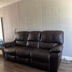 Ashley Sofa / OBO