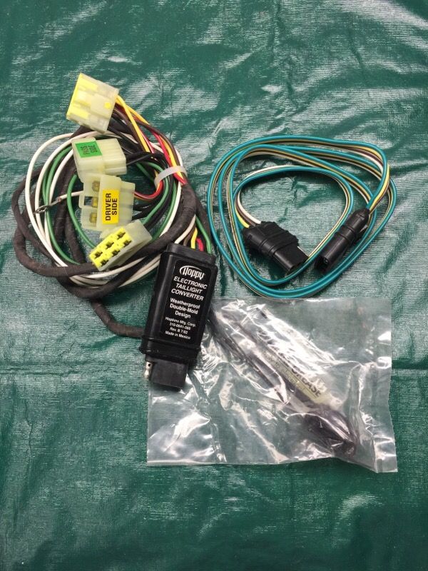 Hoppy 43315 Plug-In Simple Trailer Hitch Wiring Kit for Toyota Pickup/Tacoma
