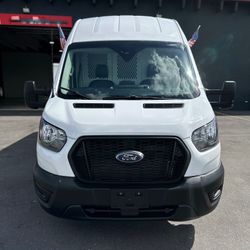 2021 Ford Transit-250