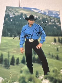 🎶 Tracy Byrd Signed Photo – Authentic Country Music Autograph