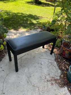 Piano bench or entry bench