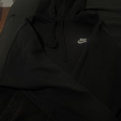 NIKE HOODIE