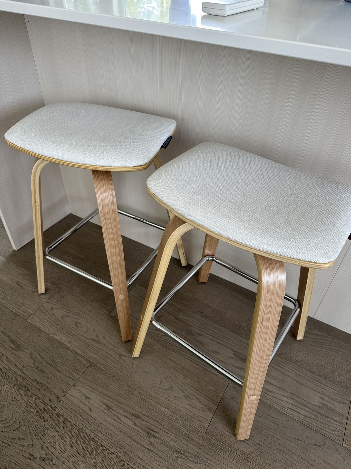 Swivel Bar Stools (2)