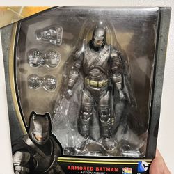 Mafex 023 Armored Batman