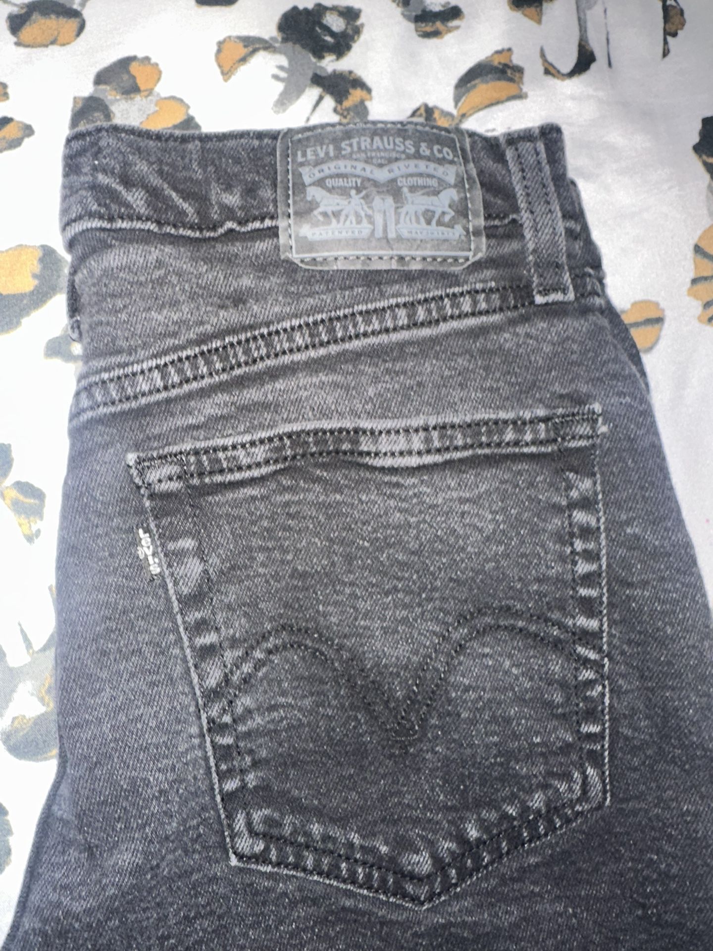 Levi Strauss High Wasted Mom Jeans