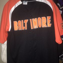 New Major League Baseball Baltimore Orioles Jersey Large 42 To 44 Only $40 Firm See All Pictures