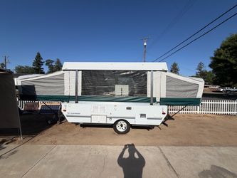 Fleetwood Sea Pine Pop Up Trailer