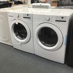 New Scratch And Dent LG Front Load Washer And Dryer Set. 1 year Warranty 