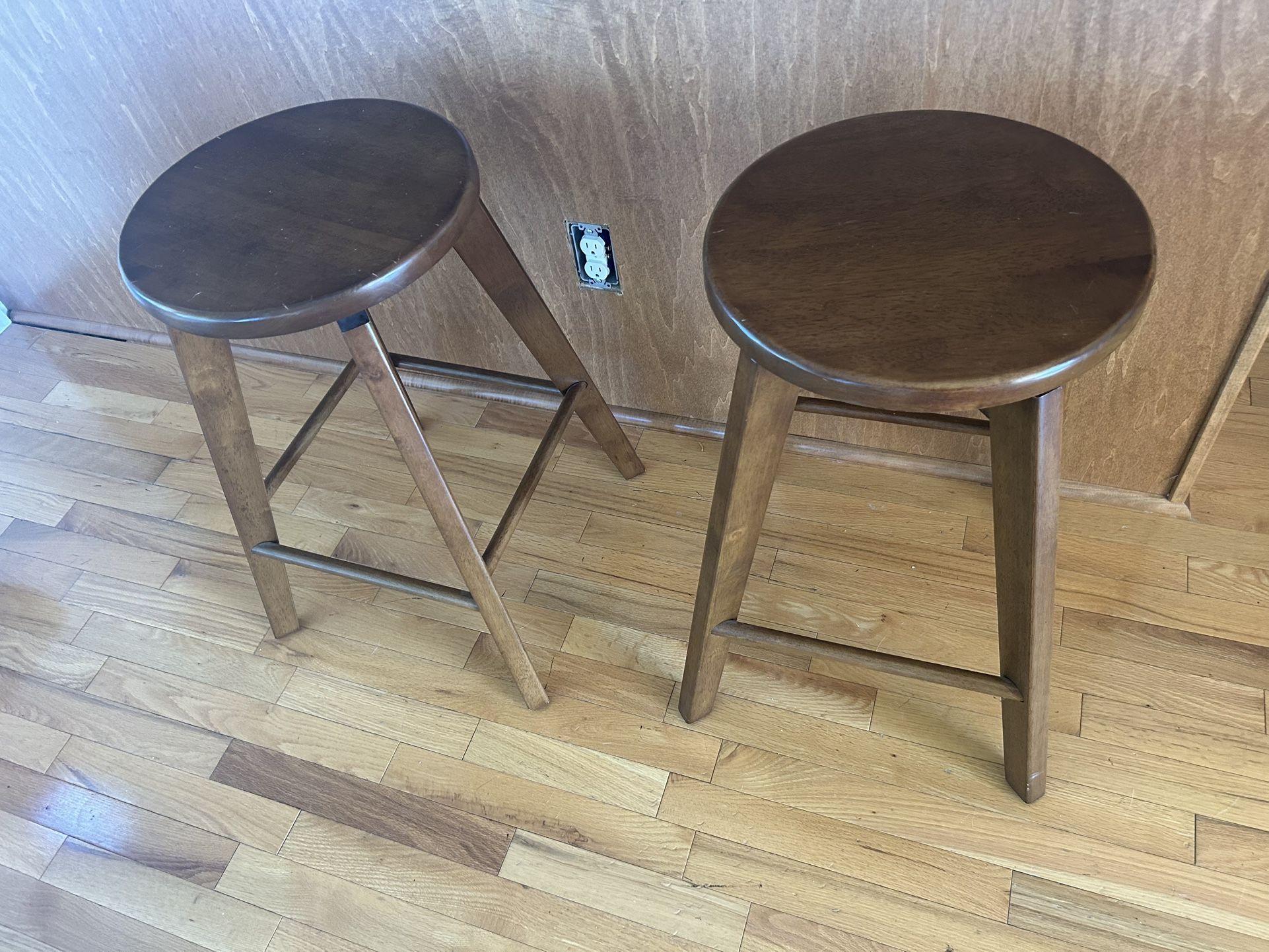 Counter Swivel Stools