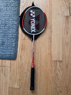 Badminton racket