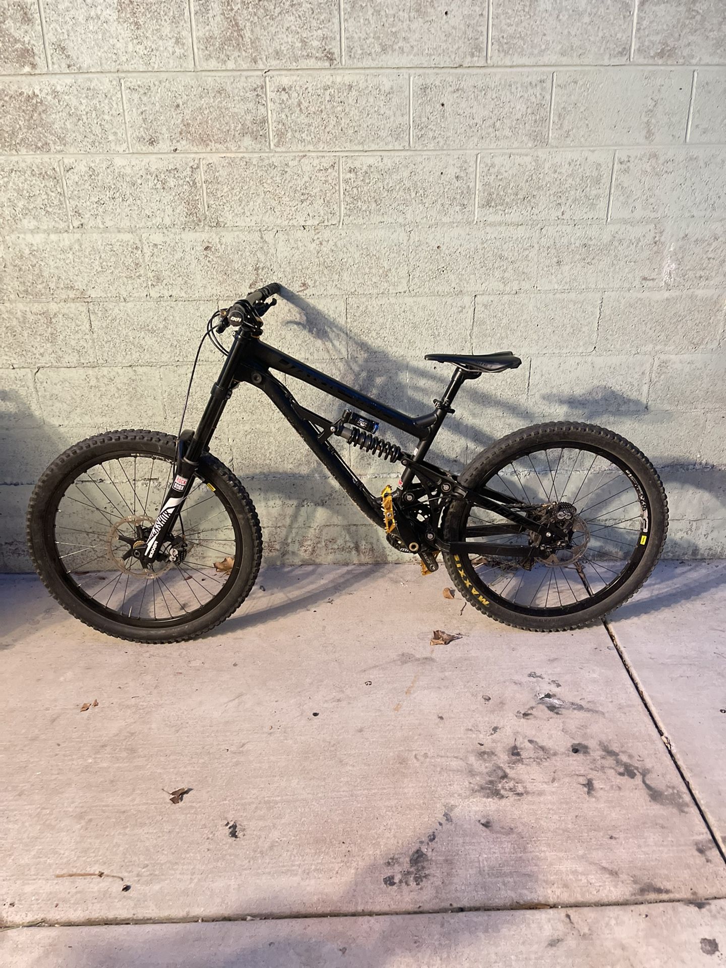 Downhill Bike Banshee Darkside