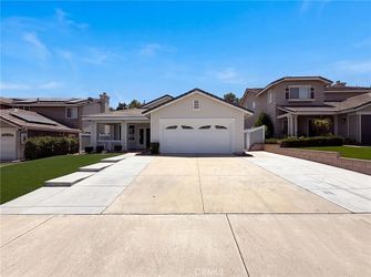Unit C44 | 3 bd | 2 ba | 1639 sqft 13477 Fairfield Dr, Corona, CA 92883
