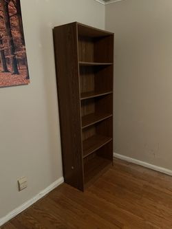 5-Shelf Floor Standing Book Shelf. 71” x 36”