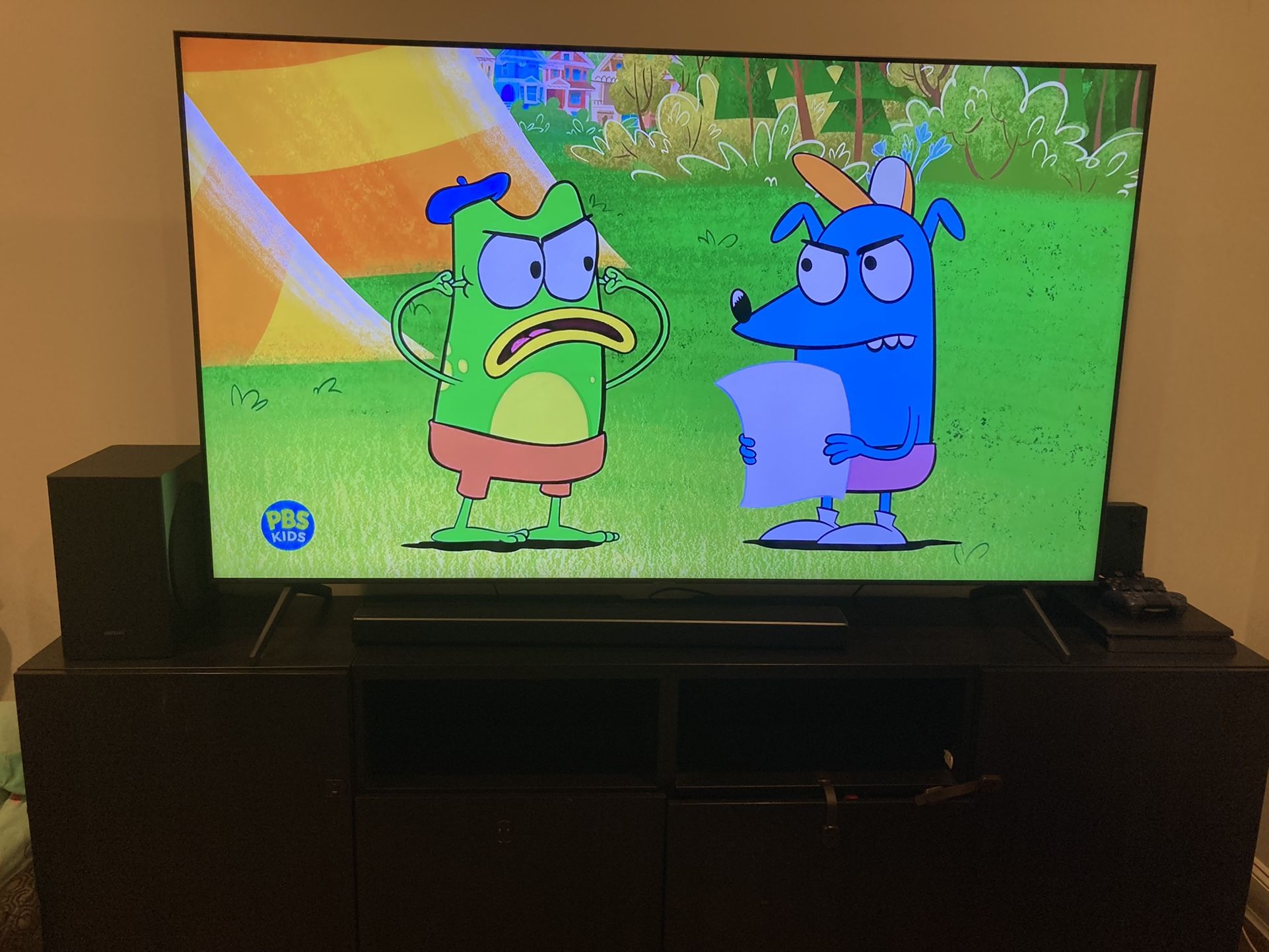 Samsung 82" Class - TU700D Series - 4K UHD LED LCD TV