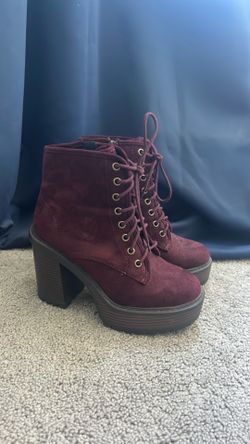 Soda Burgundy/Plum Ankle Boots in Size 7.5