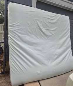 ~ pillow-top king matress
