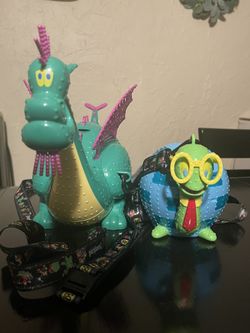 Disney Elliot the Dragon popcorn holder and Turtle Sipper