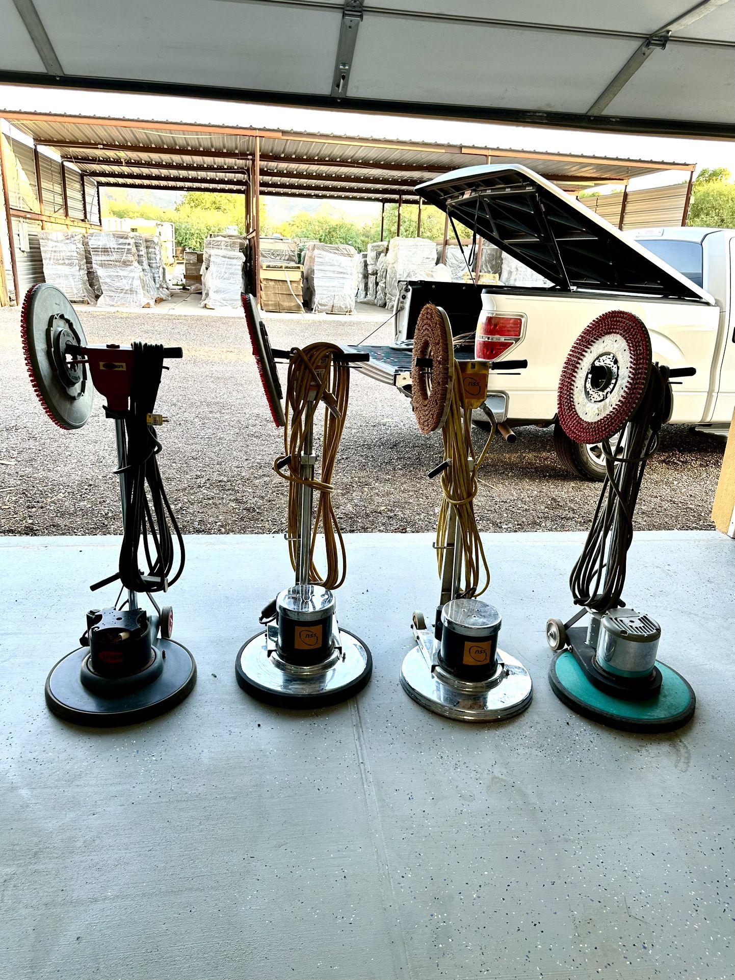 Floor Sanders, Buffers And Scrubber Machines 
