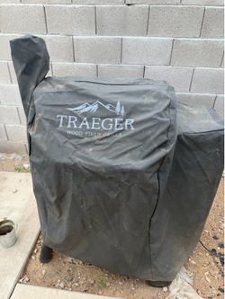 Trager Bluetooth electric pallet smoker
