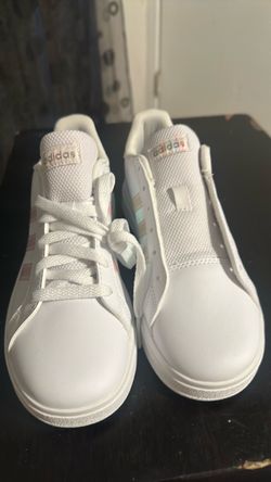 Brand new Adidas shoes for girls 3.5 brand new