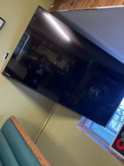65in TVs with Wall Mount
